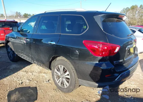 2017 Nissan Pathfinder Sv z USA, uszkodzony, nr VIN 5N1DR2MM1HC664460